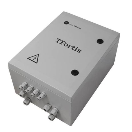 TFortis PSW-2G8F+Box PoE коммутатор